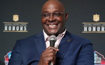 Sterling Sharpe and the 2025 renowned temple arrive in Canton