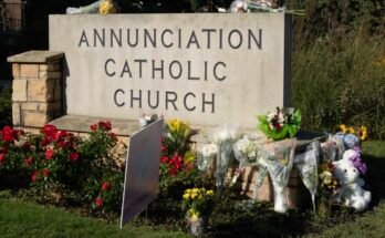 A shooting of shooting victims is in front of the Annunciation Catholic Church on August 28 in Minneapolis. A shooter pulled by the church windows while the students were sitting on benches during a Catholic school mass. The shooter has died on the scene of a self-inflicted ball injury, police said.